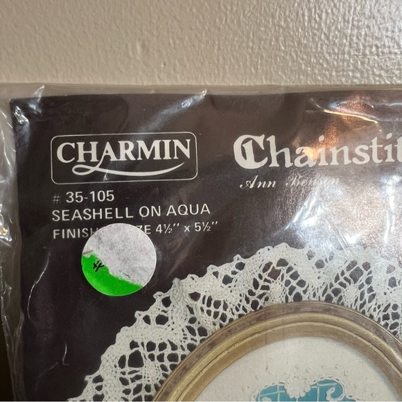 2 Vintage Charmin Chainstitching Kits Framed Sewing Project Butterfly & Shell - Picture 4 of 8